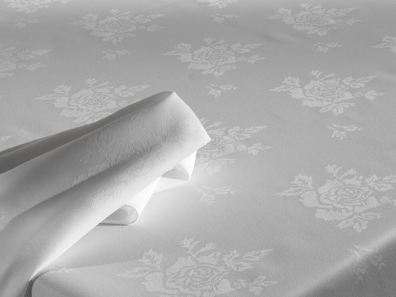 rosemary-table-cloths